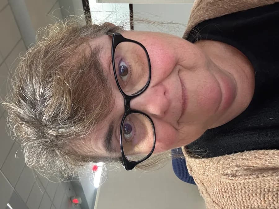 Photo of Nancy Henderson 